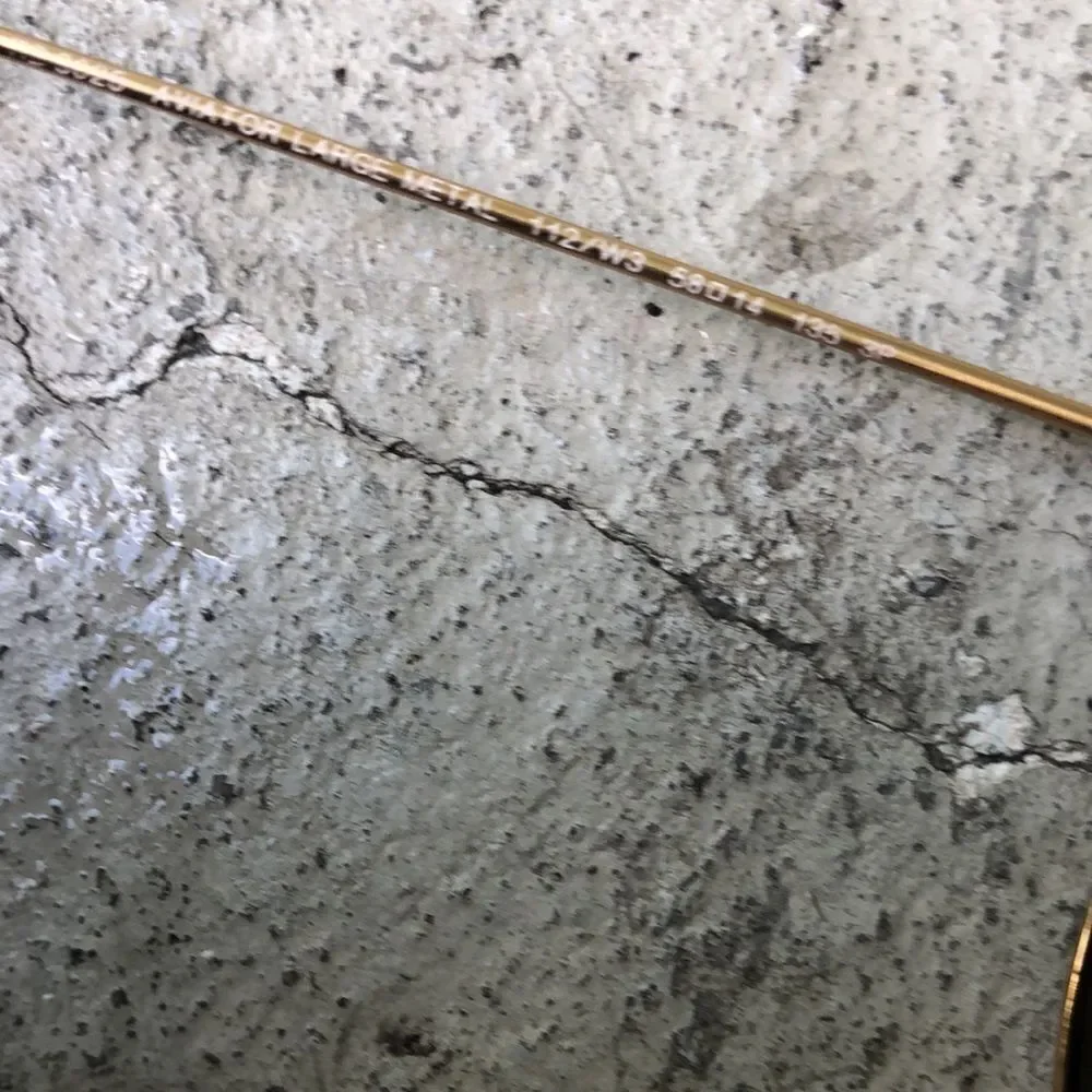 Ray-Ban aviators  - Picture 4 of 5